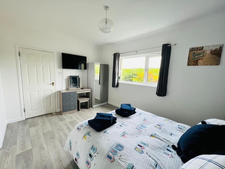 2 Bedroom Holiday Home In The Heart Of West Wales St Clears Εξωτερικό φωτογραφία