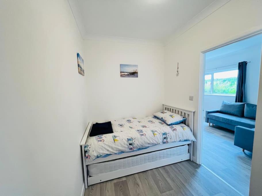 2 Bedroom Holiday Home In The Heart Of West Wales St Clears Εξωτερικό φωτογραφία