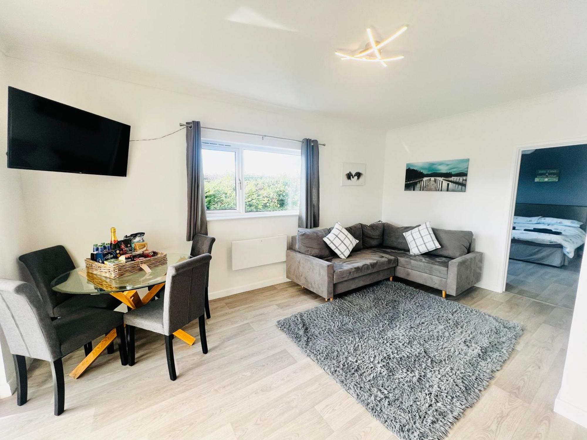 2 Bedroom Holiday Home In The Heart Of West Wales St Clears Εξωτερικό φωτογραφία